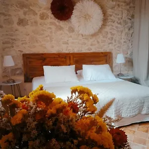chambre-dhotes-face-au-lavoir.fr-provencehotel.com/